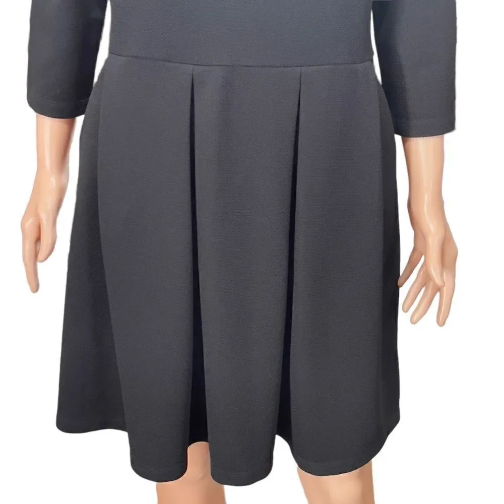 attention Black 3/4 Sleeve & Front Pocket Dress LARGE